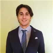 Studente universitario di economia, diplomato al liceo scientifico, offre lezioni riguardo materie scientifiche e umanistiche a Padova